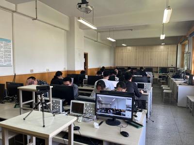 交大學(xué)子在“大唐杯”全國大學(xué)生新一代信息通信技術(shù)大賽省賽中獲佳績